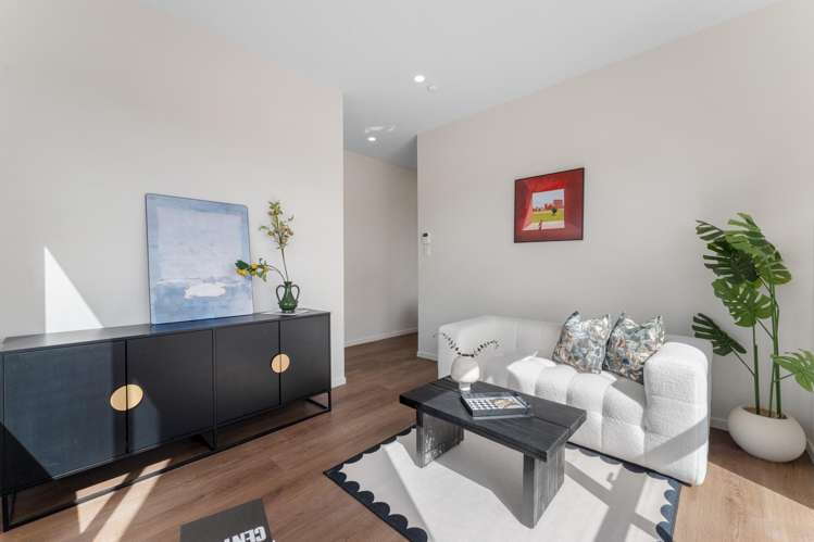 244E West Hoe Heights Orewa_11