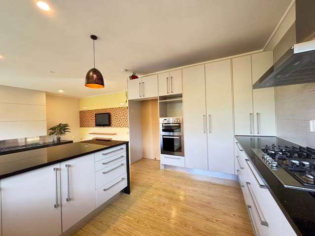 7 Rochester Crescent Somerville_4