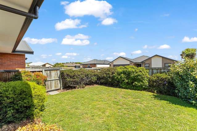 15 St Peters Close Woolston_3