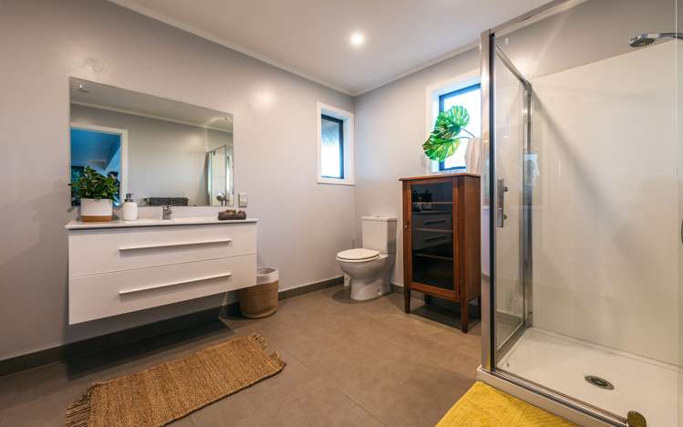 14b Tiri Road Oneroa_23