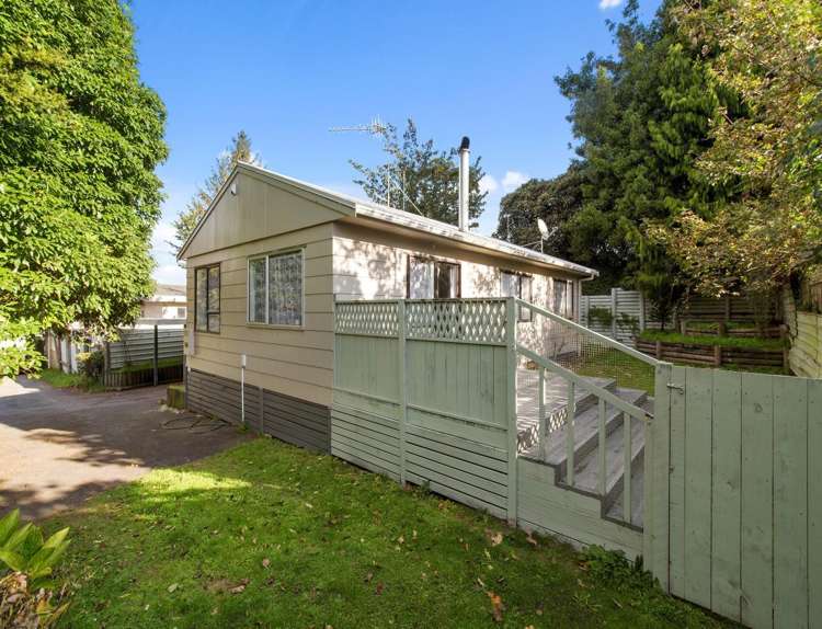 5b Gordon Road Western Heights_2