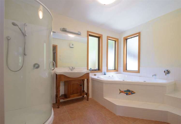 20 Arthurs Track Arthurs Point_5