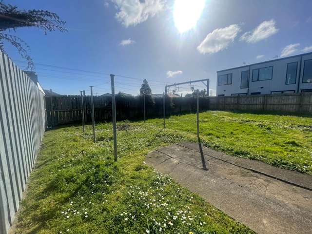 76 Swaffield Road Papatoetoe_1