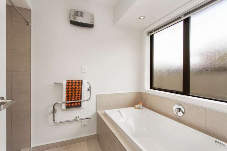 11 The Wickets Hillmorton_13