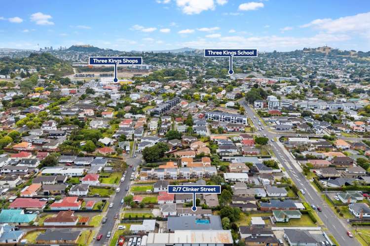 2/7 Clinker Street Three Kings_13