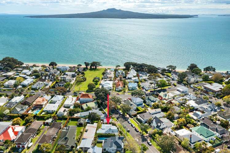 6 Eton Avenue Devonport_5