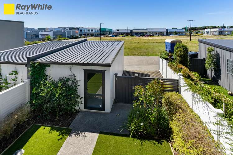 162 Seventh View Avenue Beachlands_13