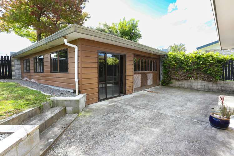 119 Guy Street Dannevirke_19