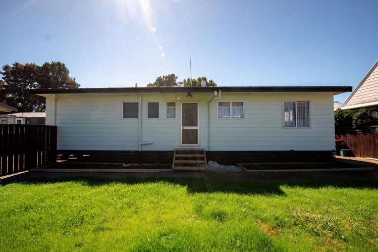 76B Kahikatea Drive Melville_15