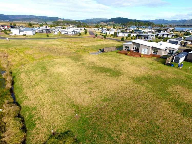 139 Karo Drive Matarangi_6