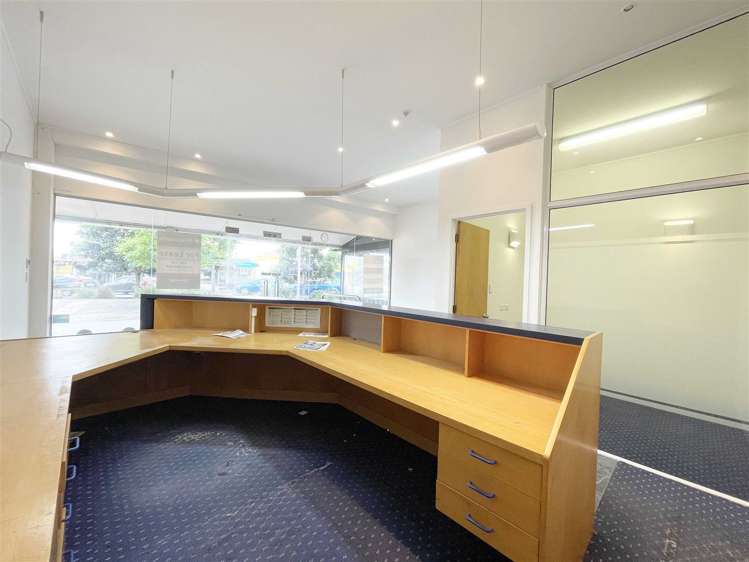 6 Todd Plaza New Lynn_2