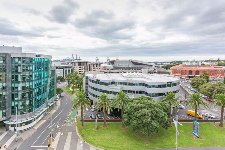 704/85 Beach Road Auckland Central_15