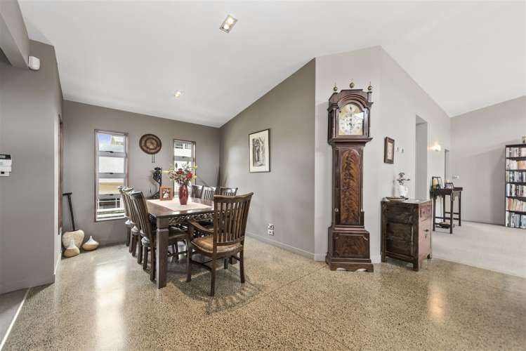 27 Roderick Place Rototuna_5