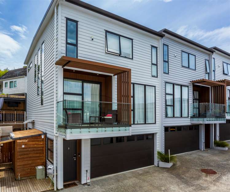 3/78 Langana Avenue_0