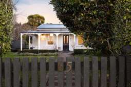 ‘We’ve gotta give this a go’: Former championship rower swaps cottage for Hawke’s Bay farm