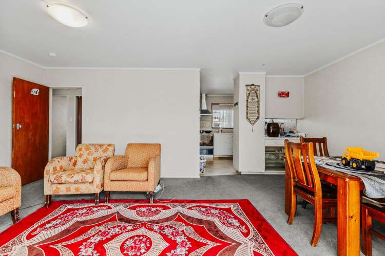 2/1246 Cameron Road_1