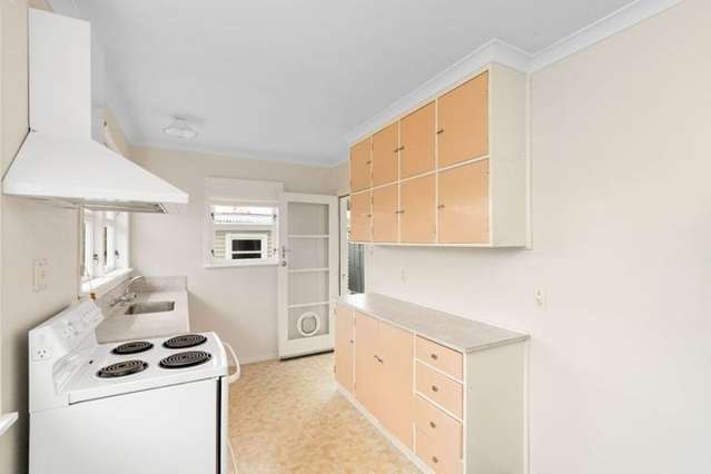 34 Queenwood Road Levin_1