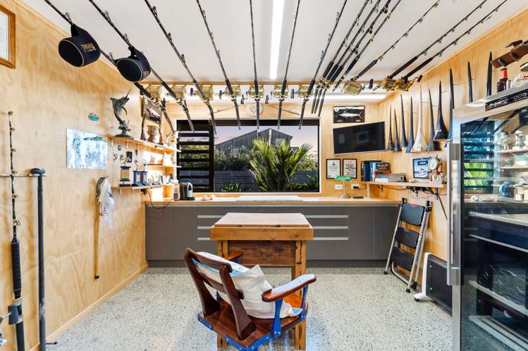 221 Omaha Drive Omaha_5