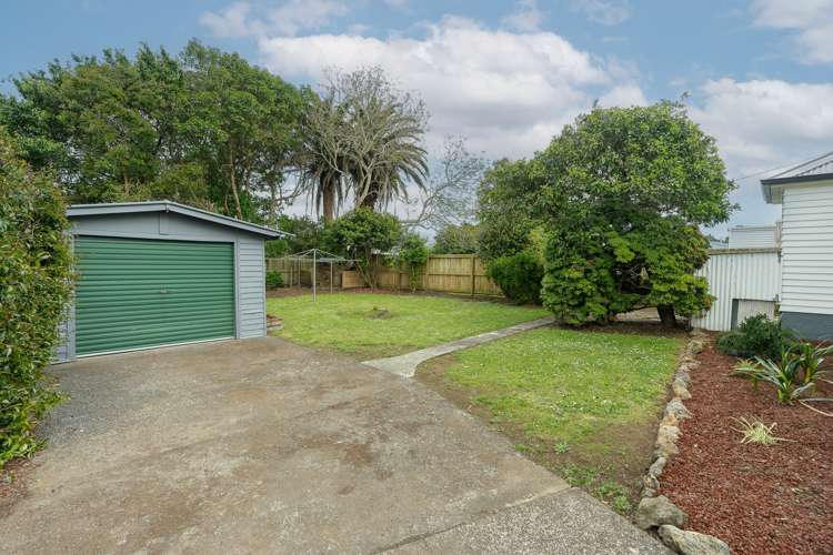 33 Cairnfield Road Kensington_16