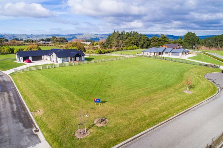 62 Hartwell Drive Kelvin Grove_18