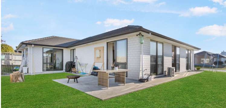 8 Hillpark Drive Pokeno_9