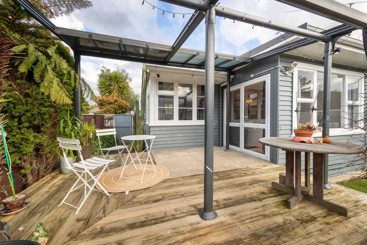 17 Ngata Grove_2