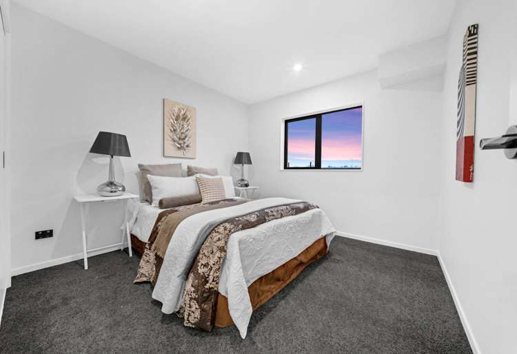 8E Von Sturmer Street Mangere East_8