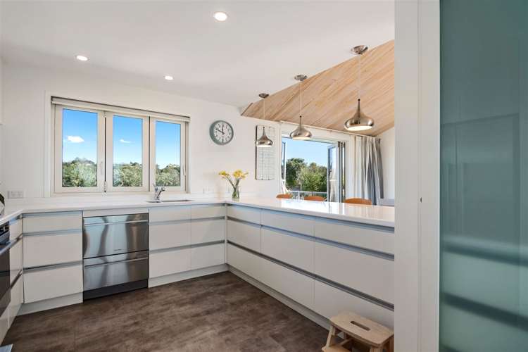 34 Broadsea Avenue Ruby Bay_12