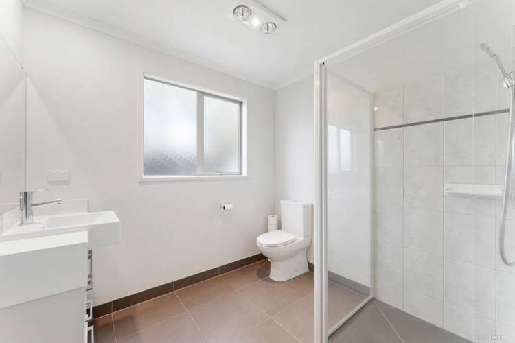 29a Covil Avenue Te Atatu South_11