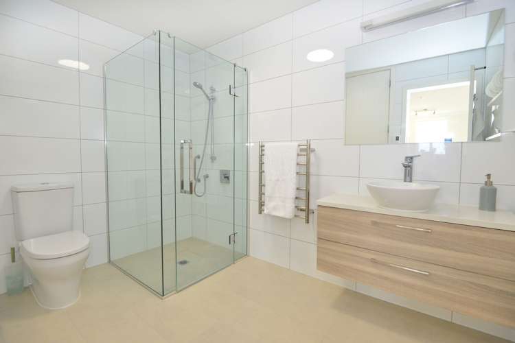 94 Rewa Rewa Lane Orewa_13