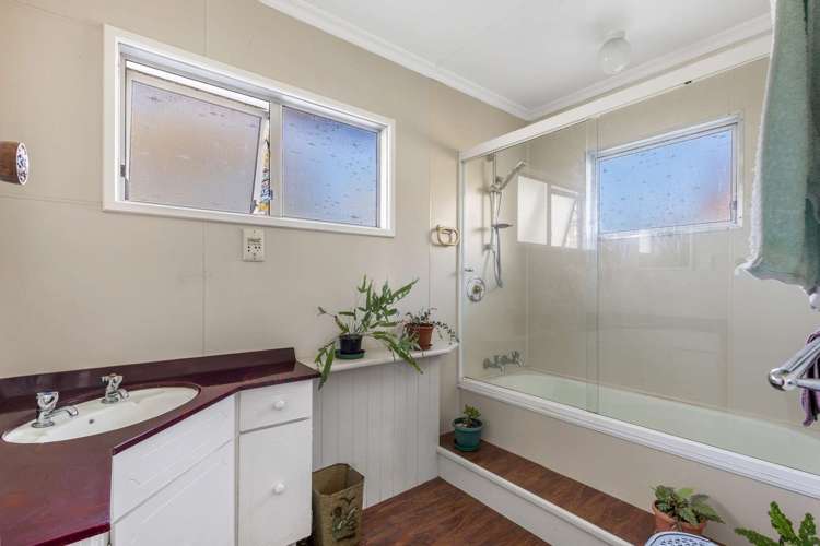 87 Pigeon Valley Road Wakefield_8