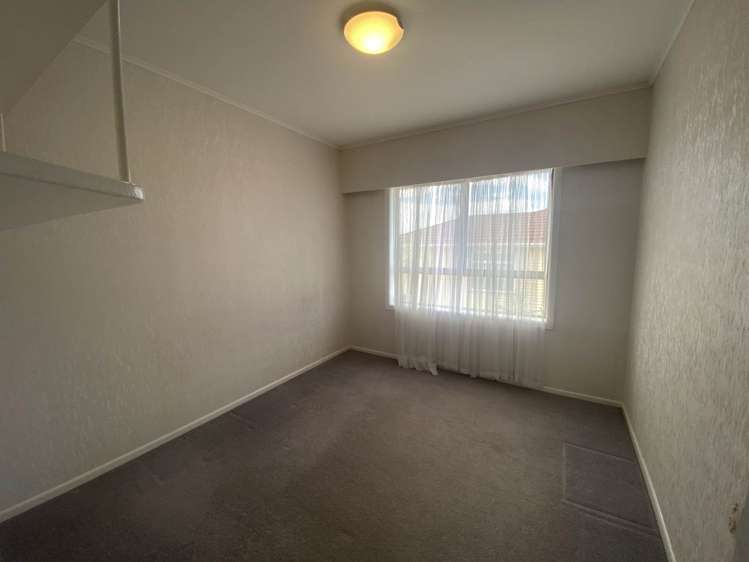 22 Mcfadzean Drive Blockhouse Bay_6