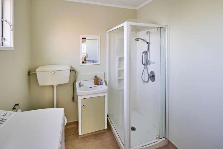 2/16 Rolleston Street Mount Cook_9