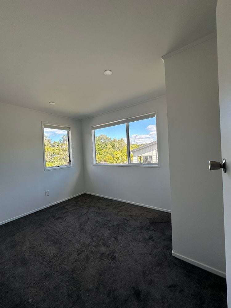 32 Vandeleur Avenue Birkdale_12