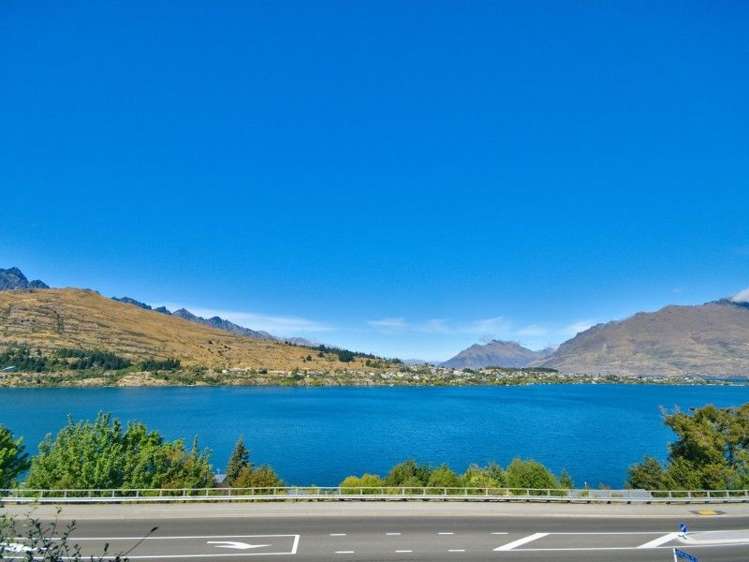 2c Larch Hill Place Queenstown_14