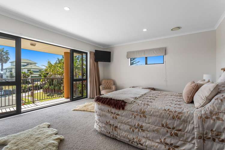 14 Commodores Close Coastlands_8