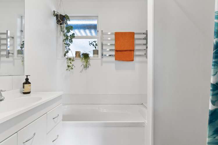 6 Lauris Place Birkdale_19