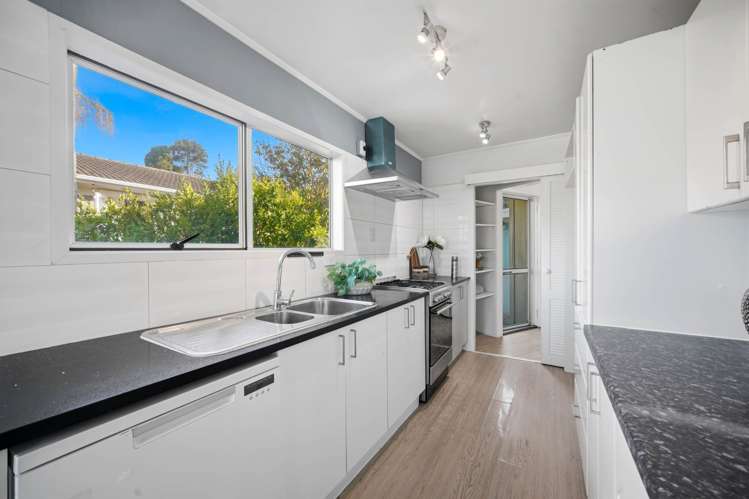 10 Celeste Pl Totara Vale_2