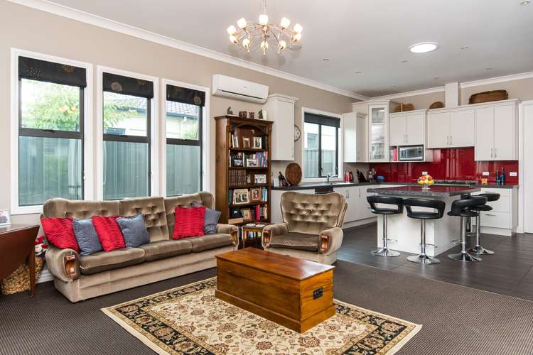 17 Hunter Drive Awatoto_8