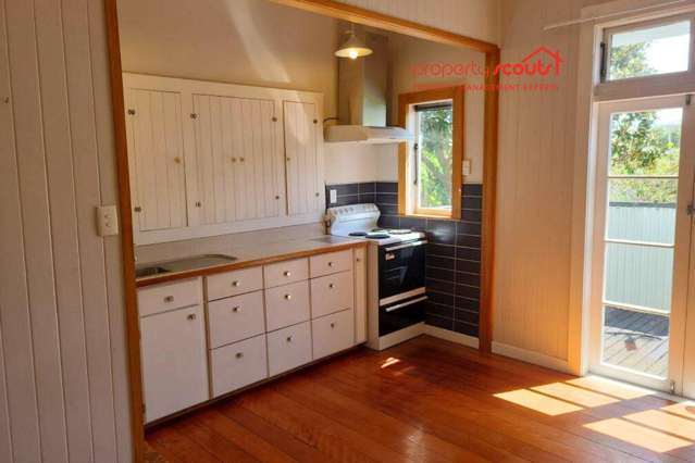 25 Sherwood Road 11614_4