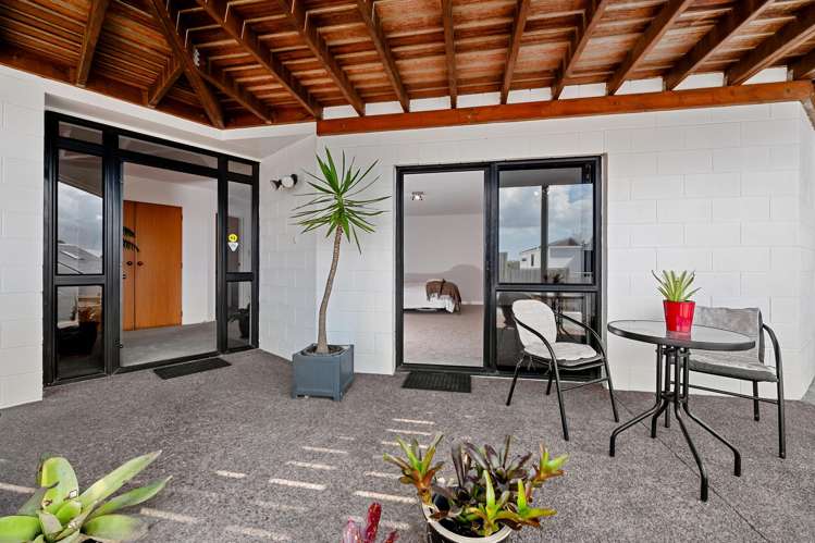 5 Kingshaven Close_5