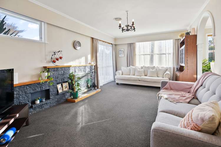 22 Joanna Place Deanwell_3