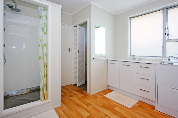 54 Browns Road Manurewa_13