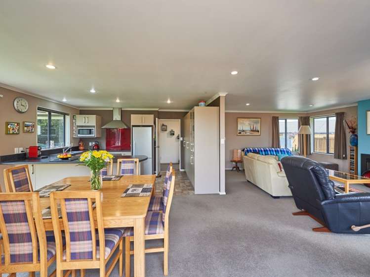 8 Nevada Way Kelvin Grove_5