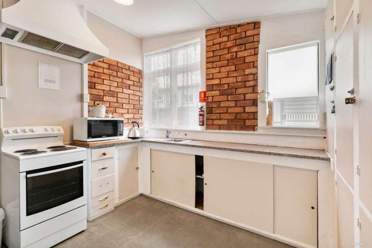 4094 Great North Road Glen Eden_8