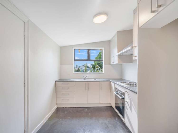 12 Roy Street Strathern_10