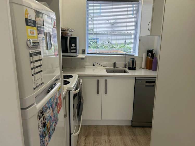 1/33f Springs Road Parakai_14