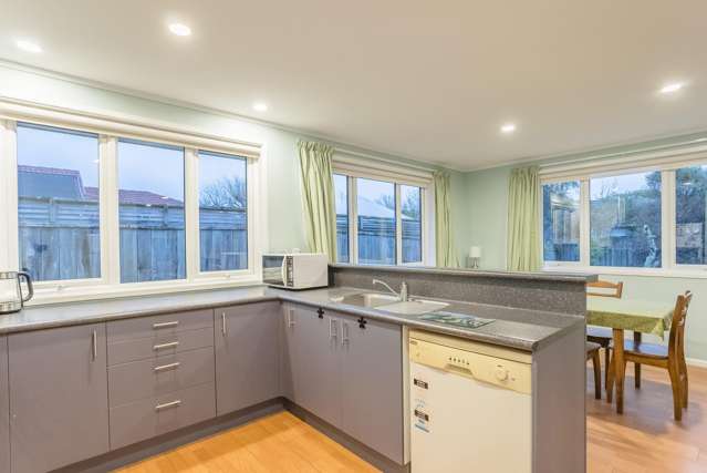 63 Cedar Drive Paraparaumu Beach_3