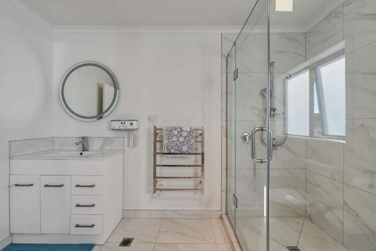 20 Carroll Place Owhata_24
