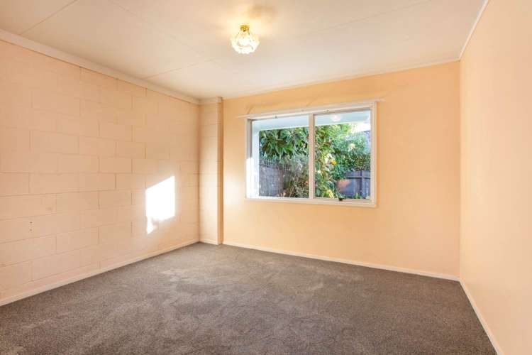 2/6 Pakira Avenue Glendene_10